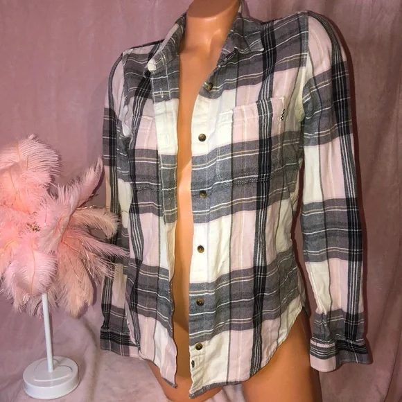 Pink flannel slip on vans cheap